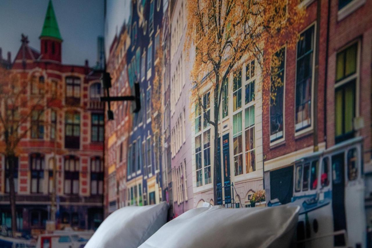 Hotel Four ヘルドロップ エクステリア 写真